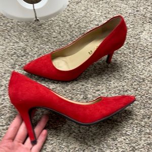 worn once, perfect condition, great quality!